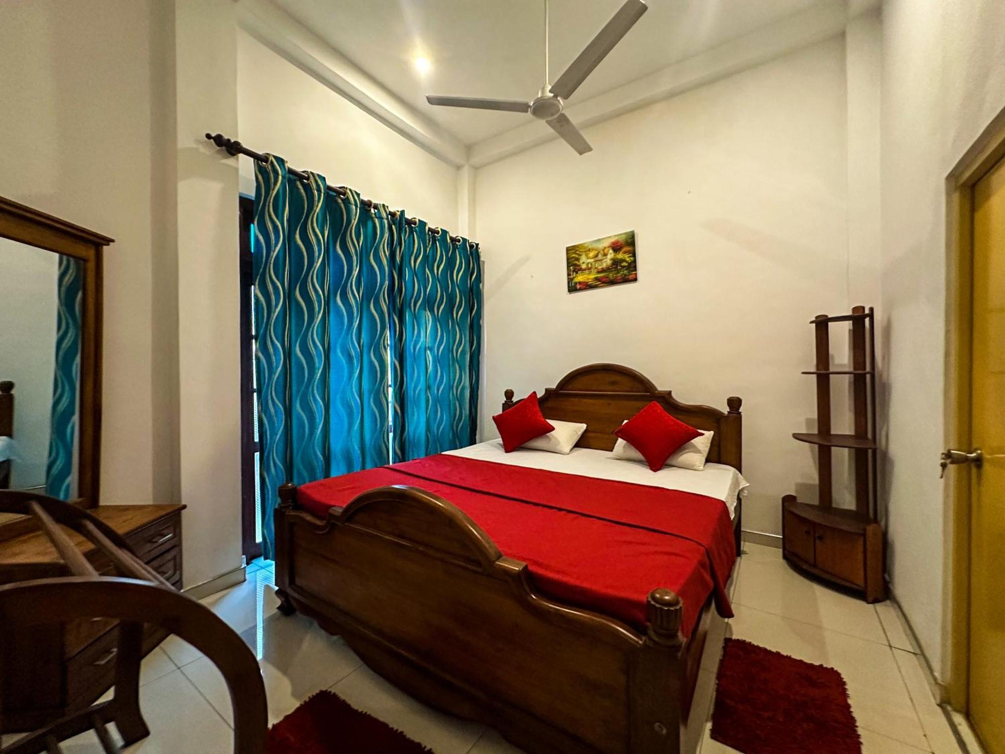 Hotel New Panda House Galle Zimmer foto